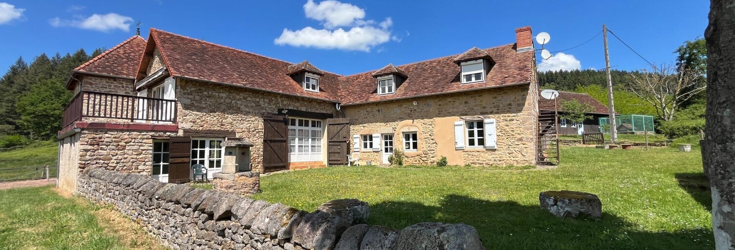 Maison 9 Pièces 255 m² à vendre à Charolles (71120)