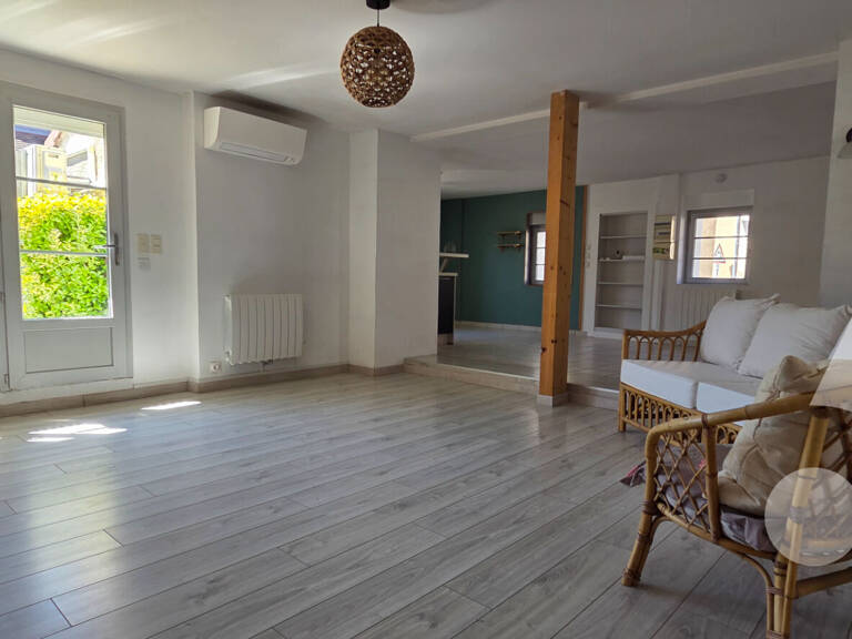 Maison de ville + extérieur au centre de CHAUSSIN — photo 1