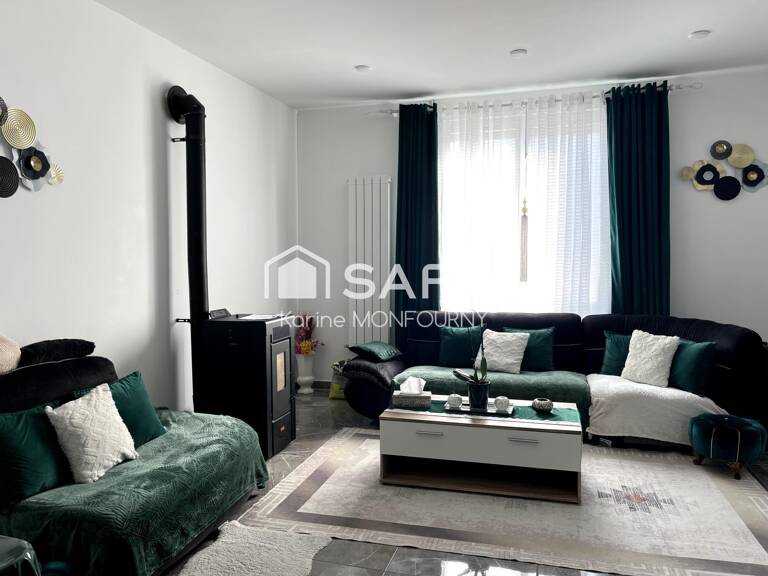 Maison quartier remicourt avec petit extérieur — photo 1