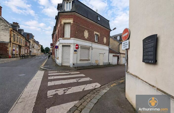 Immeuble de rapport centre-ville Noyon – 4 logements + garages – Rentabilité 9,39 % — photo 2