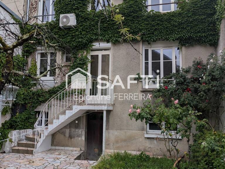 CHATEAUROUX CENTRE-VILLE, MAISON DE VILLE T5 AVEC JARDIN ET GARAGE — photo 1