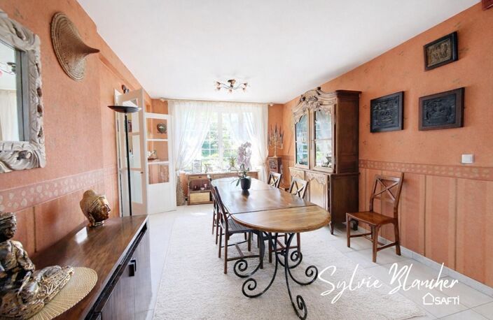 MAISON 210 M2  AVEC DEPENDANCES -  5 CHAMBRES - TERRAIN 1 728 M2 — photo 3
