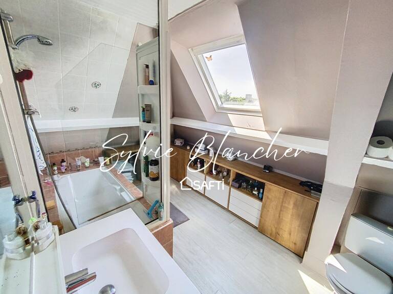 MAISON 210 M2  AVEC DEPENDANCES -  5 CHAMBRES - TERRAIN 1 728 M2 — photo 1