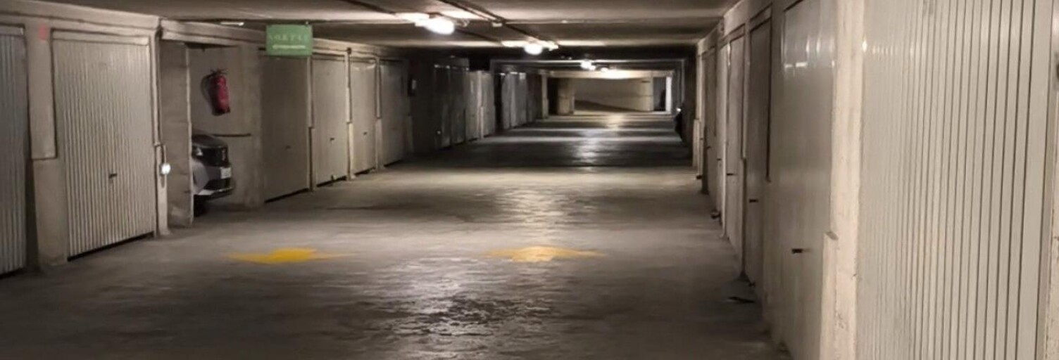 Garage  14 m² à vendre à Nice (06300)