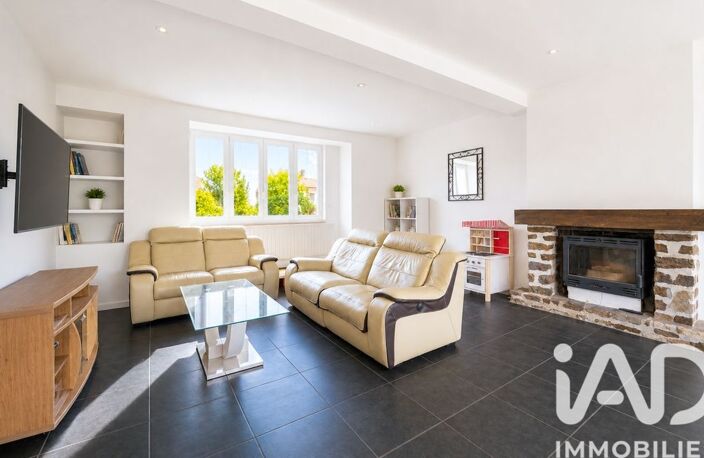 Vente Maison/villa 5 pièces — photo 2