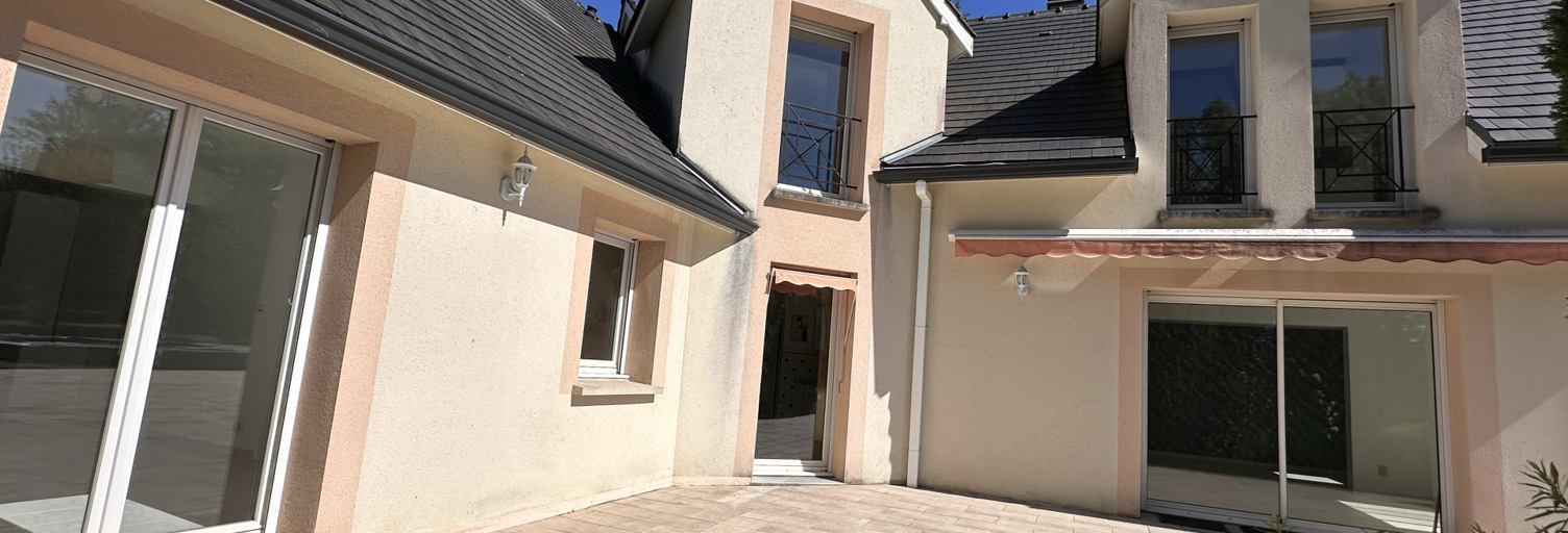 Maison 10 Pièces 266 m² à vendre à Châtillon-Coligny (45230)