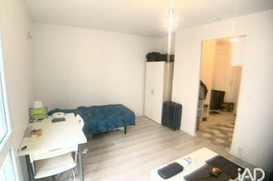 Appartement 1 pièces 924 €