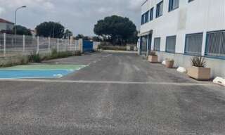 Commerce  2374 m² à louer à Pia (66380)