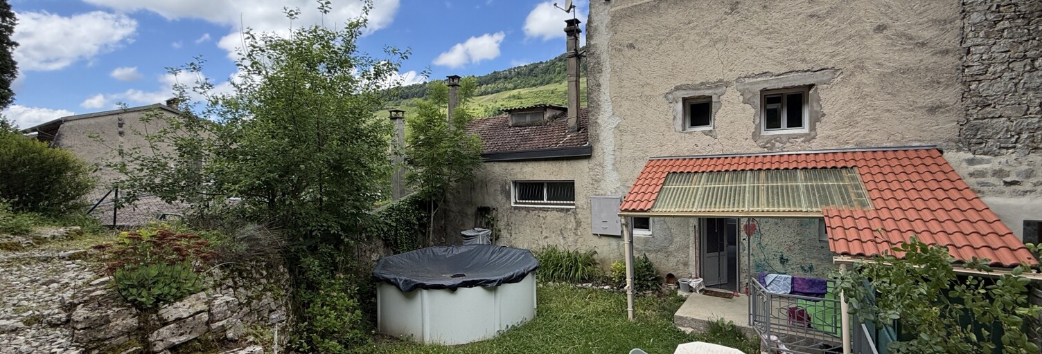 Maison 6 Pièces 110 m² à vendre à Cerdon (01450)