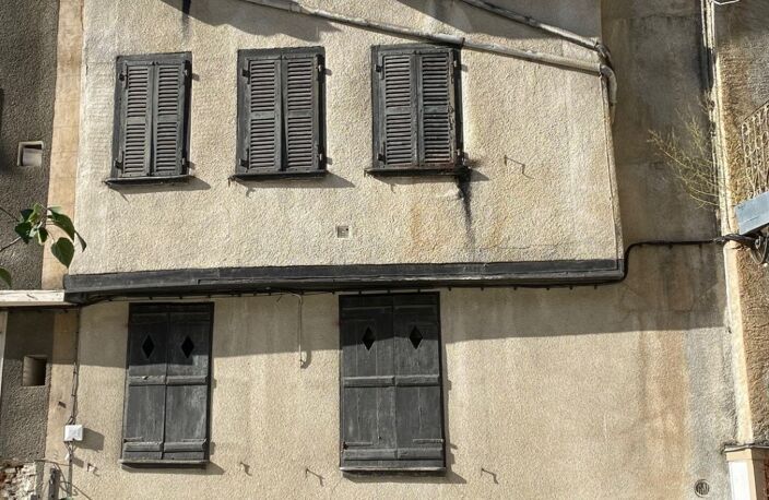 Vente Immeuble 90 m&sup2; — photo 2