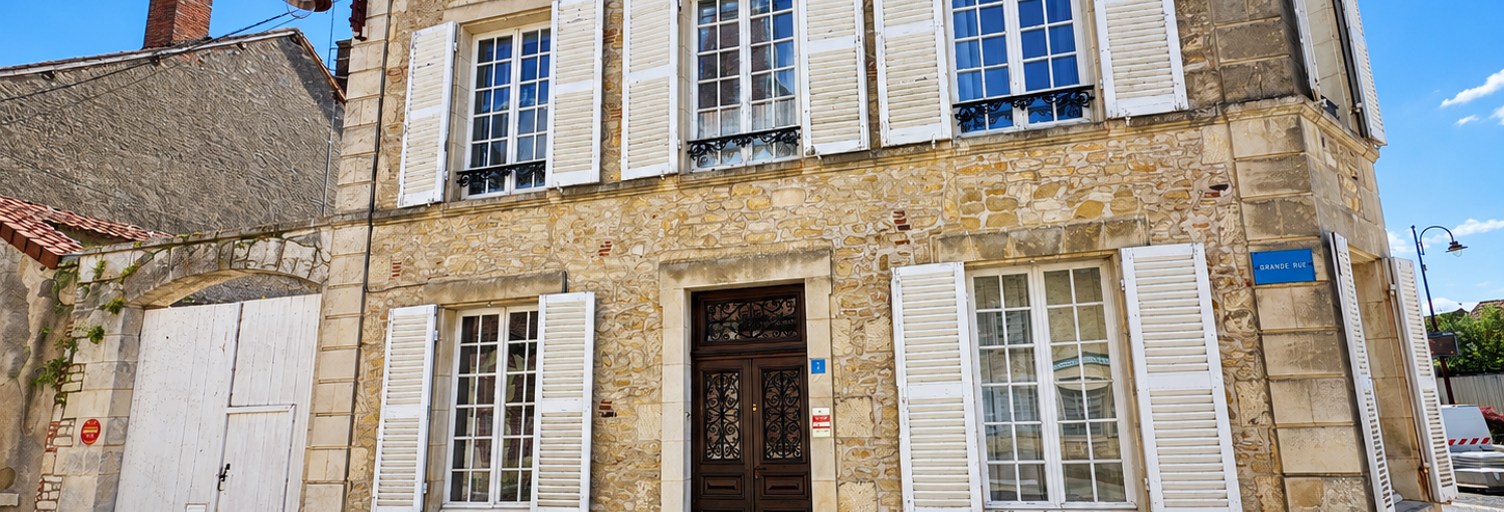Maison 9 Pièces 233 m² à vendre à Entrains-sur-Nohain (58410)