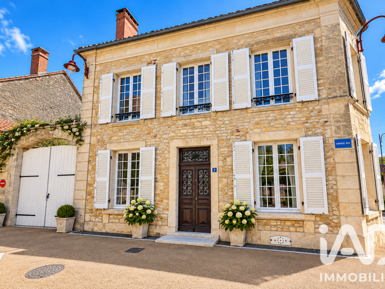 Vente Maison/villa 9 pièces — photo 1