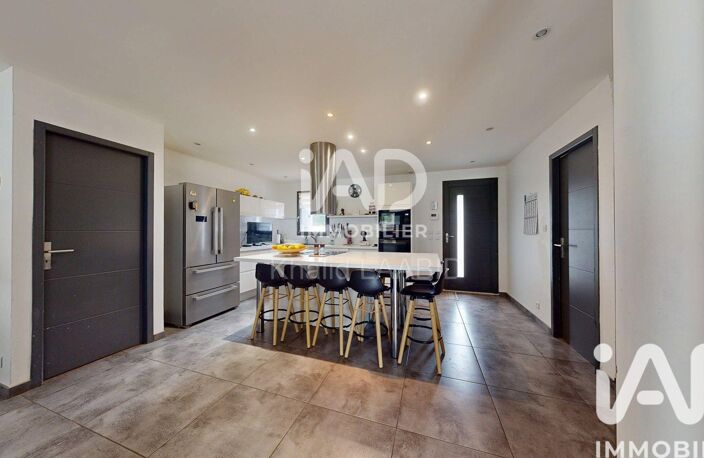 Vente Maison de ville 7 pièces — photo 2