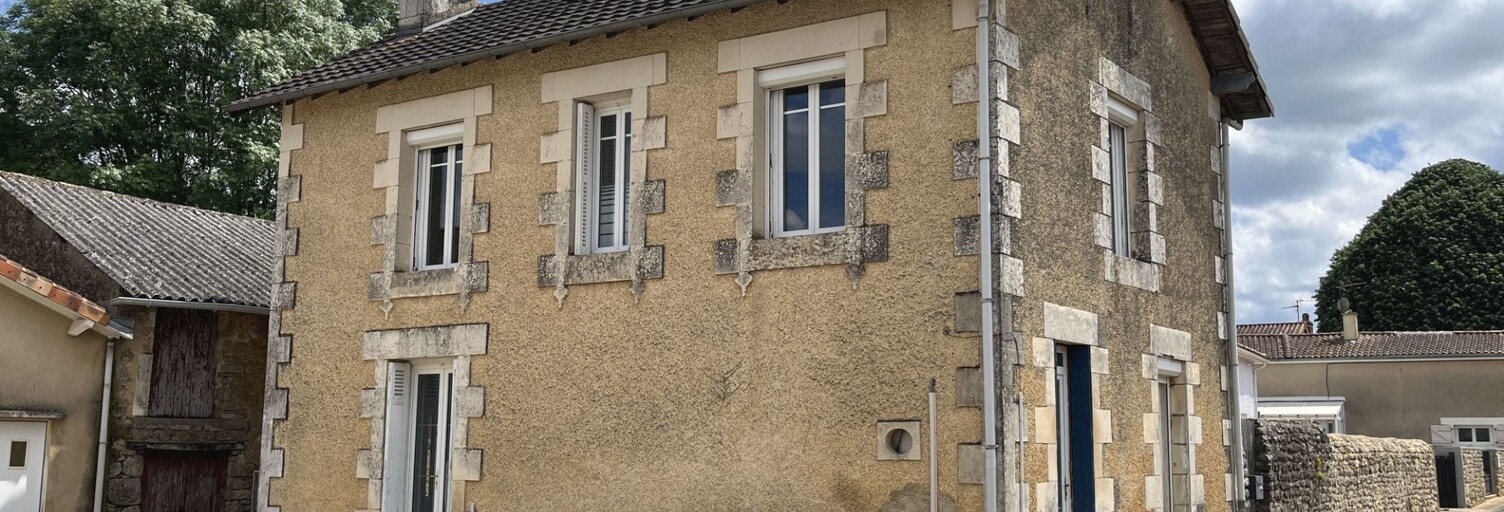 Maison 4 Pièces 87 m² à vendre à Roches-Prémarie-Andillé (86340)