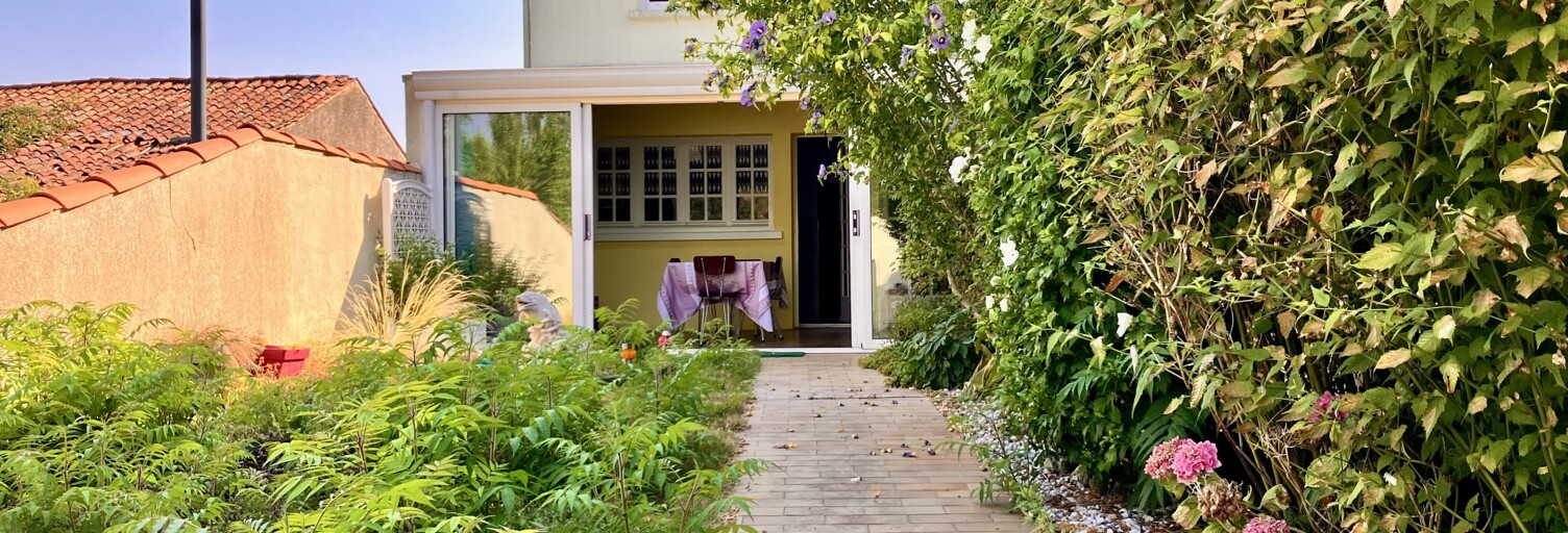 Maison 8 Pièces 158 m² à vendre à Moreilles (85450)