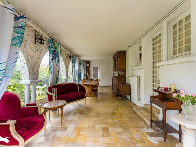 Maison de ville de 7 pièces principales — photo du bien