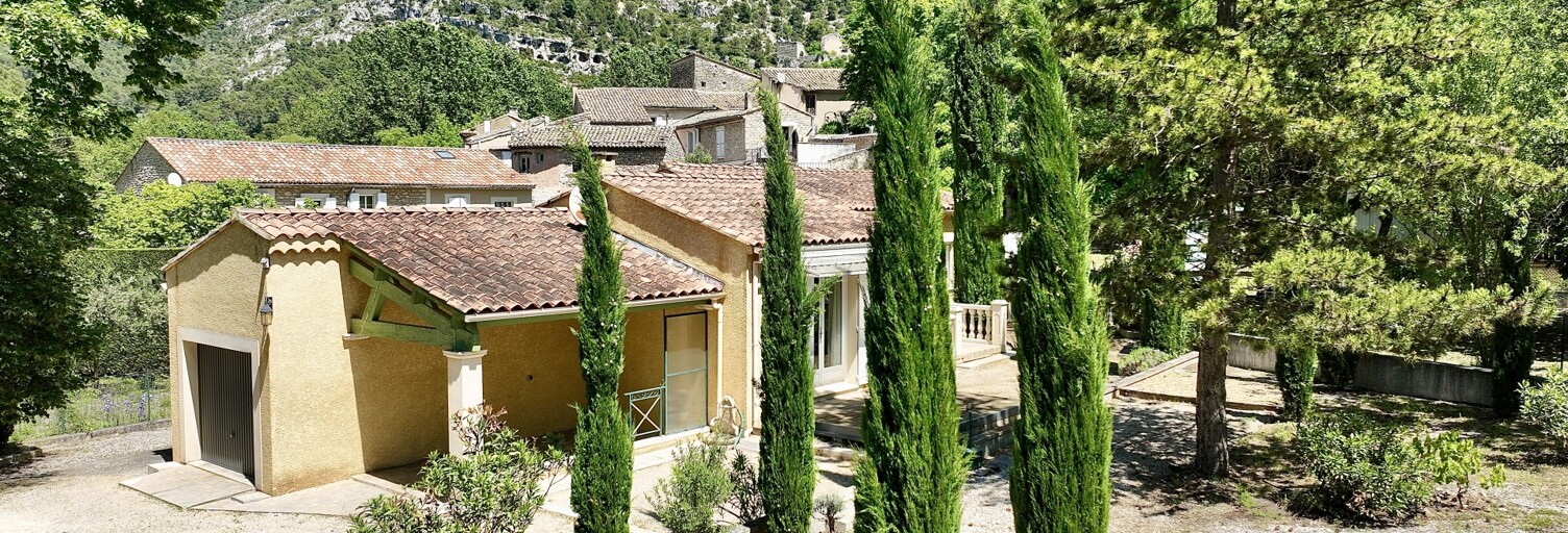 Maison 5 Pièces 105 m² à vendre à Fontaine-de-Vaucluse (84800)