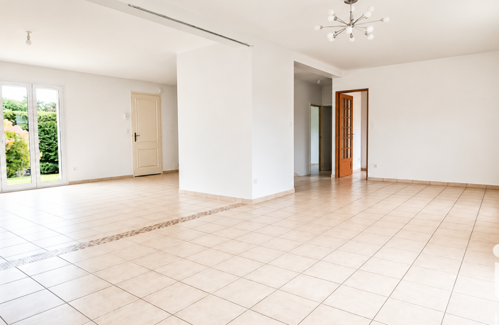 Vente Maison/villa 5 pièces — photo 5