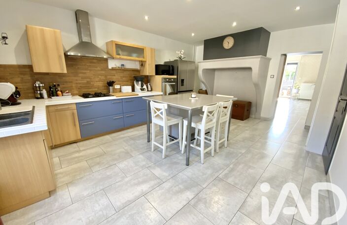 Vente Maison/villa 6 pièces — photo 2