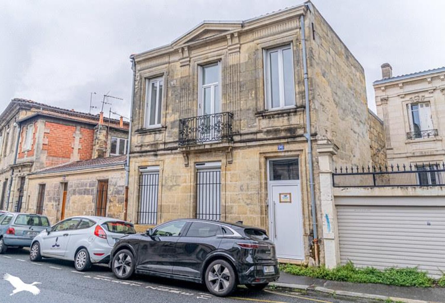 Vente immeuble   Bordeaux (33800) — photo 1