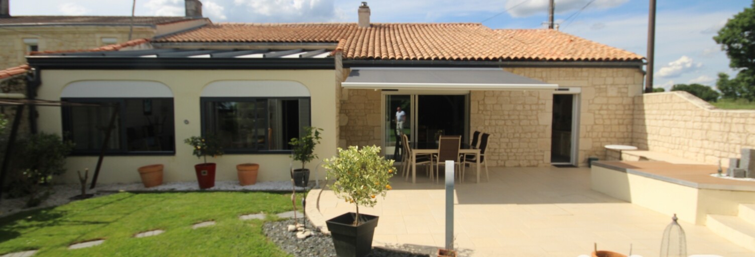 Maison 5 Pièces 191 m² à vendre à Saint-Hippolyte (17430)