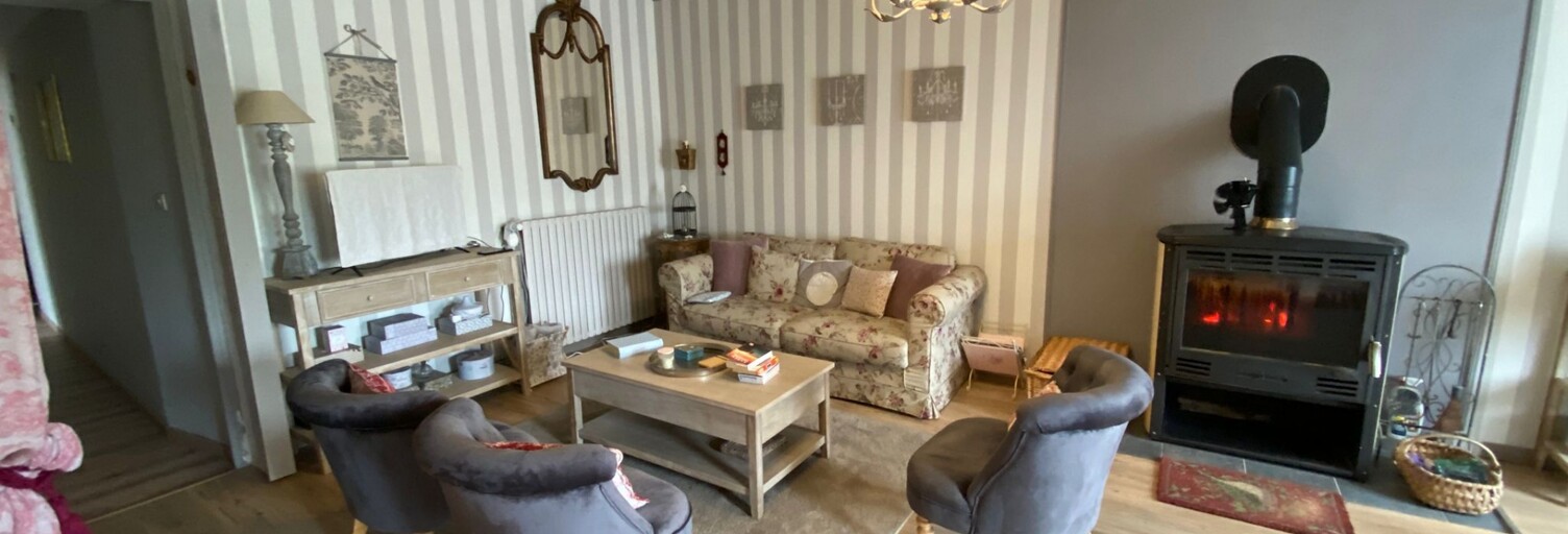 Maison 7 Pièces 197 m² à vendre à Clavé (79420)