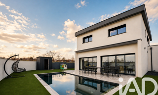 Maison 8 Pièces 245 m² à vendre à La Mézière (35520)