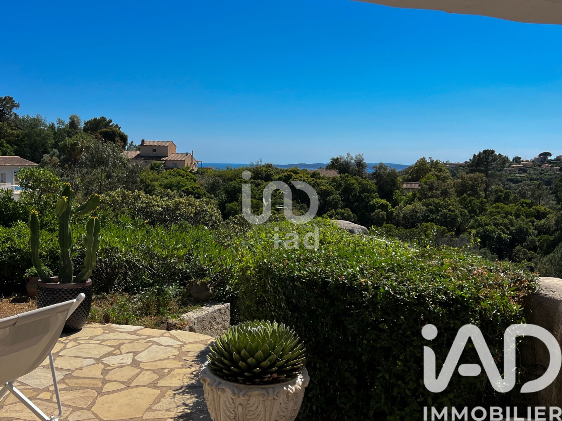 Vente Maison/villa 7 pièces - Photo 2