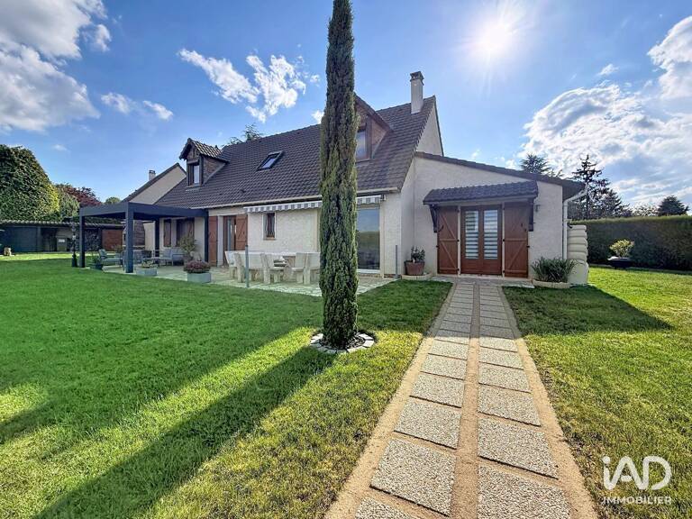 Vente Maison/villa 9 pièces — photo 1