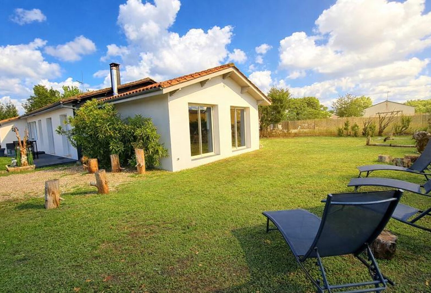 Vente maison 5 pièces 111 m² Saint-Seurin-sur-l'Isle (33660) — photo 1