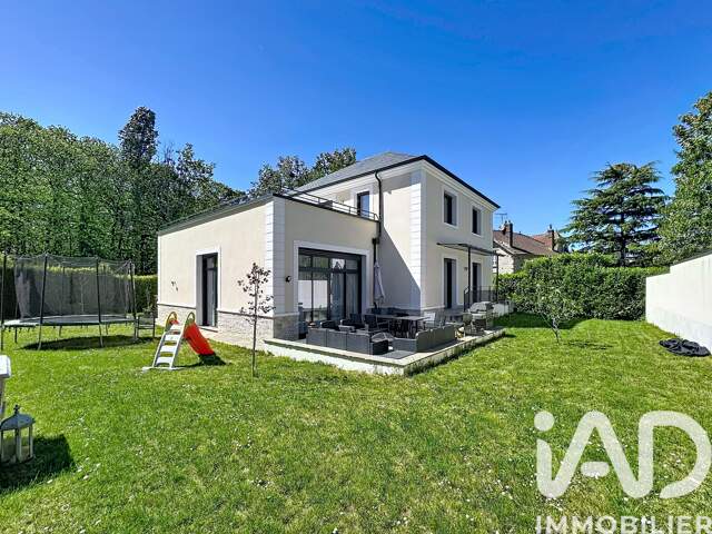 Vente Maison/villa 8 pièces — photo du bien