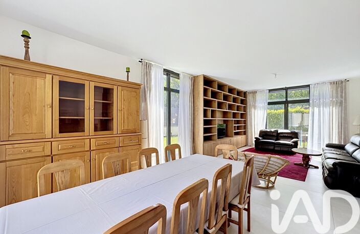 Vente Maison/villa 8 pièces — photo 2