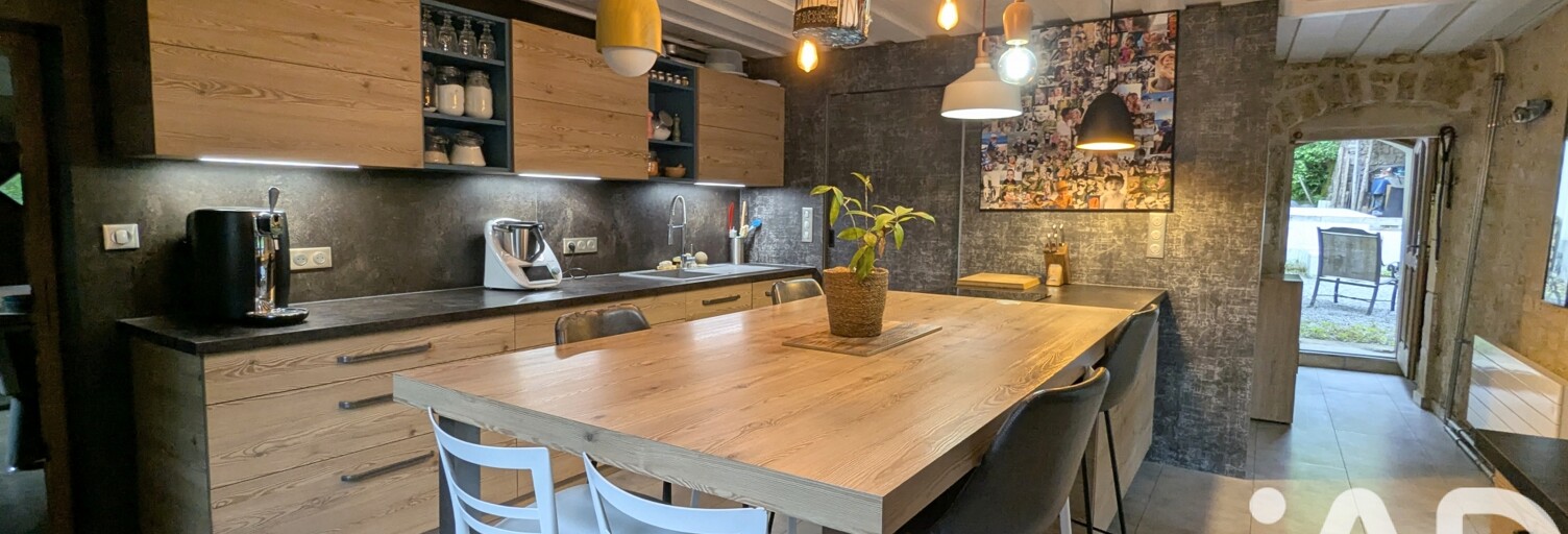Maison 7 Pièces 199 m² à vendre à Mouthier-Haute-Pierre (25920)