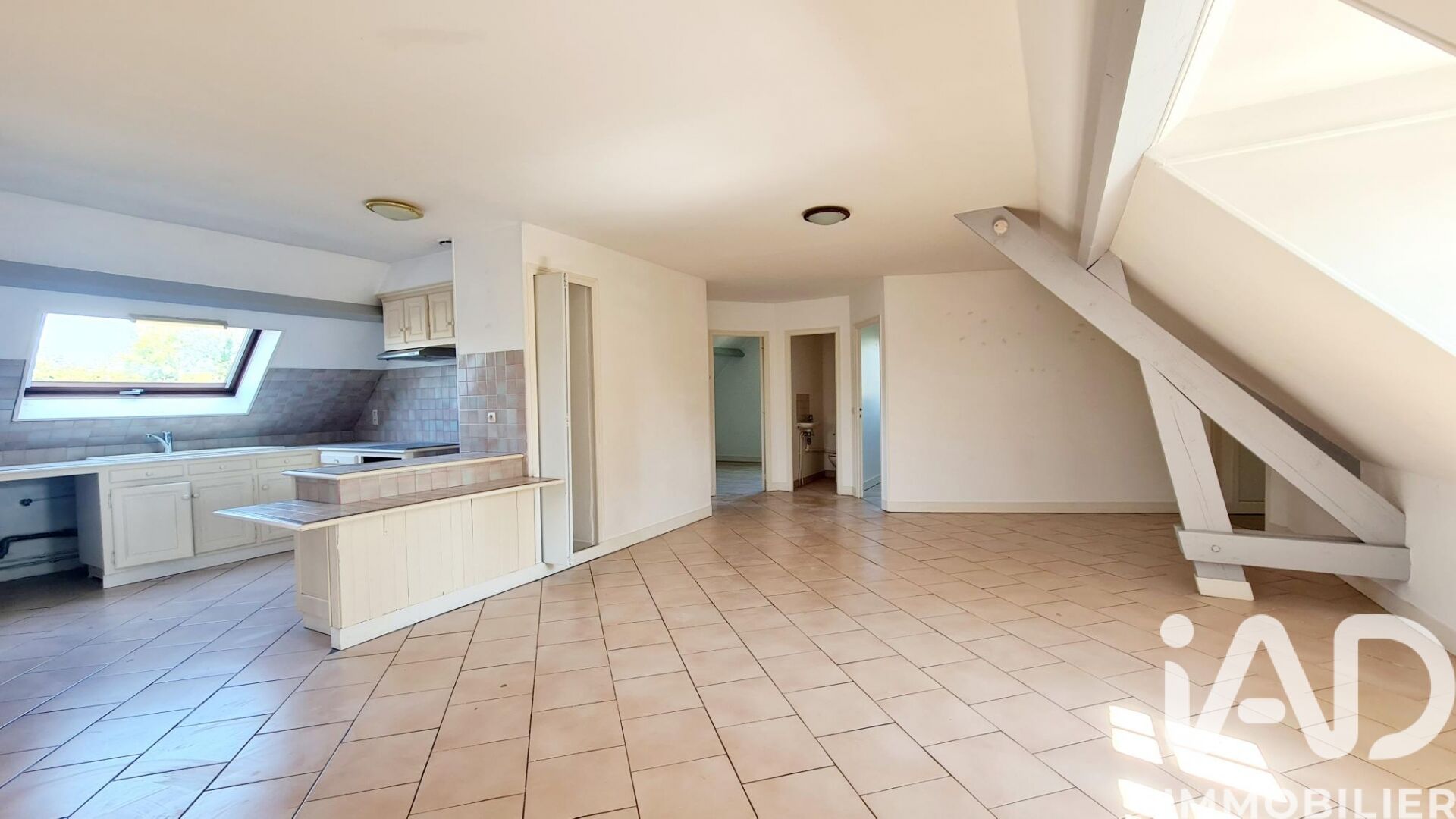 Pont-L-Eveque - 100m² - 4p. - 3ch.