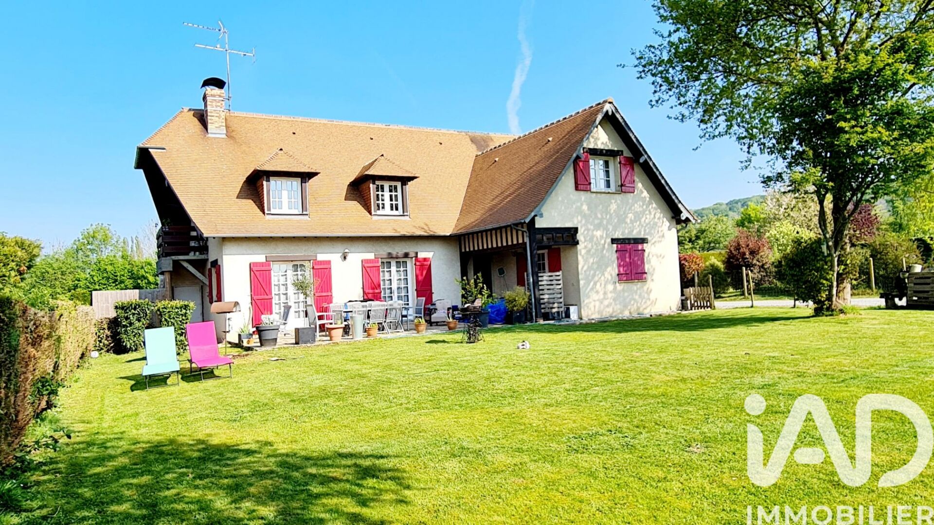 Pont-L-Eveque - 278m² - 13p. - 7ch.
