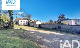 Terrain  911 m² à vendre à Champagne-au-Mont-d'Or (69410)