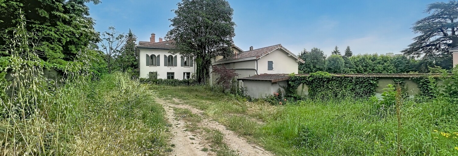Terrain  911 m² à vendre à Champagne-au-Mont-d'Or (69410)