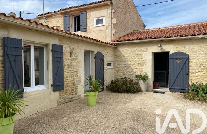 Vente Maison/villa 6 pièces — photo 2