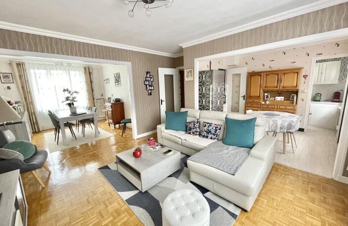 Maison 5 pièces avec garage et jardin. — photo 3