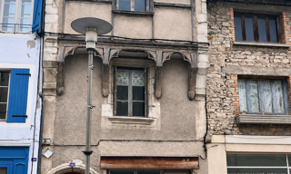 Maison 9 Pièces 136 m² à vendre à Pessat-Villeneuve (63200)