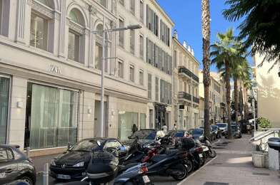 Commerce  689260 €