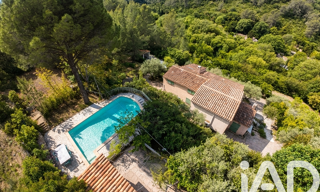 Maison 9 Pièces 265 m² à vendre à Belgentier (83210)