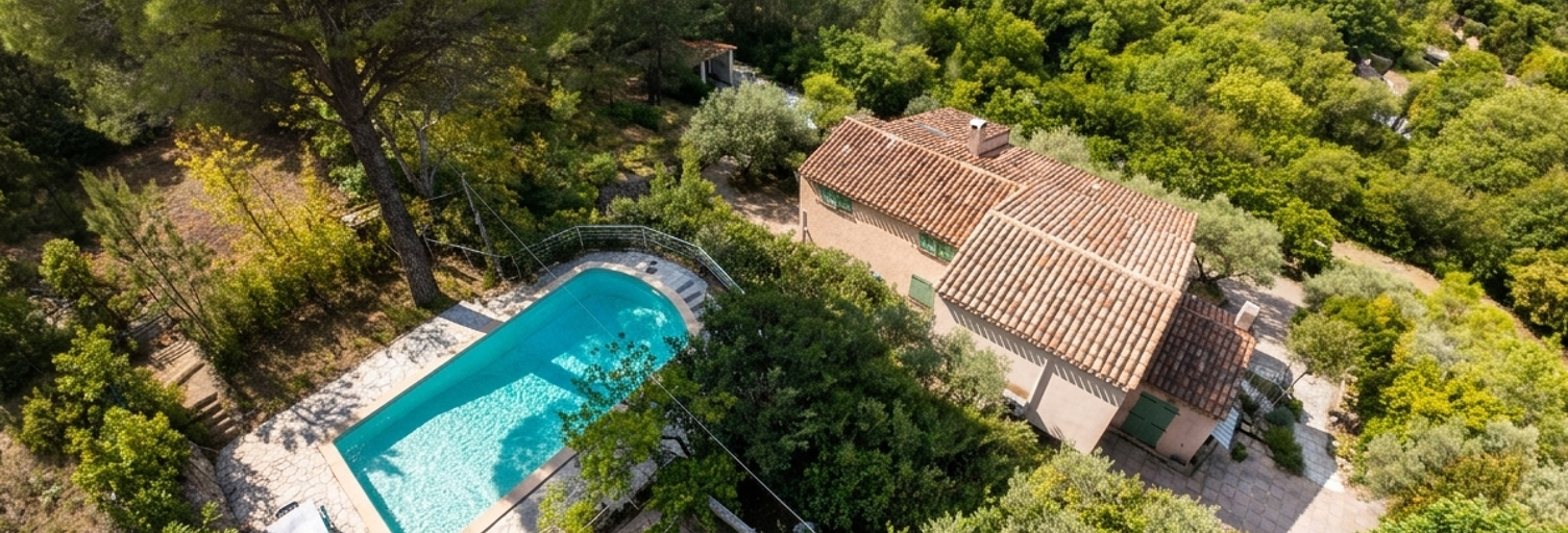Maison 9 Pièces 265 m² à vendre à Belgentier (83210)