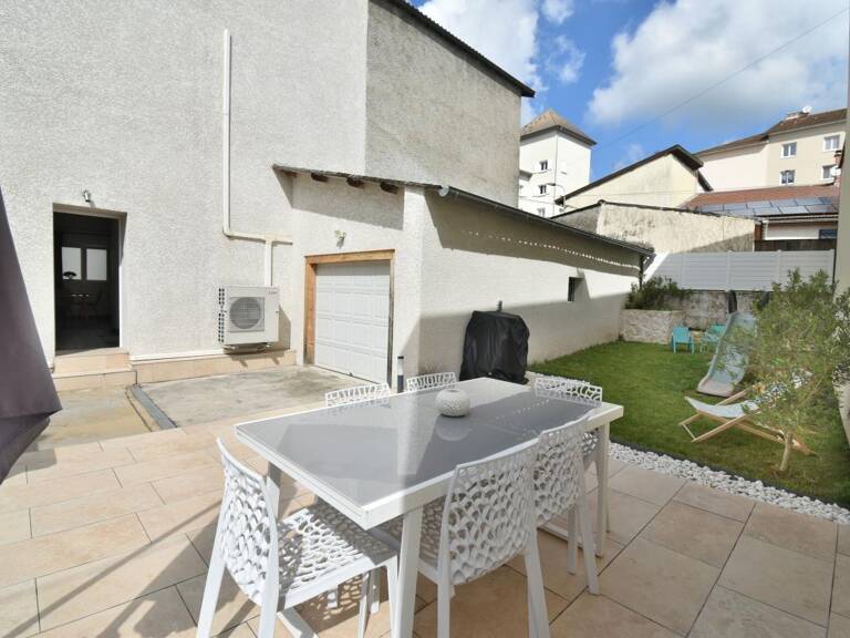 Maison À Vendre — photo 1