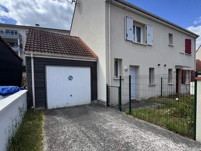Maison récente 3 pièces avec jardin et garage — photo du bien