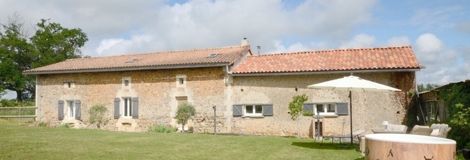 Maison 6 Pièces 220 m² à vendre à Cherves-Châtelars (16310)