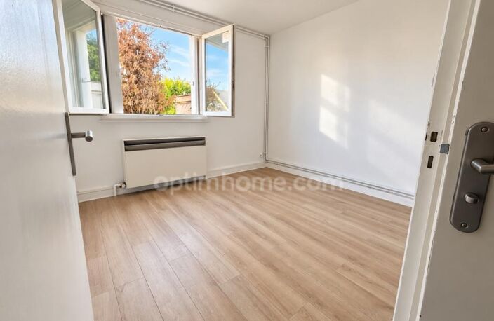SAINT-MAUR-DES-FOSSES (94100) - APPARTEMENT T3 + JARDIN - PARKING - CAVE - CALME — photo 5