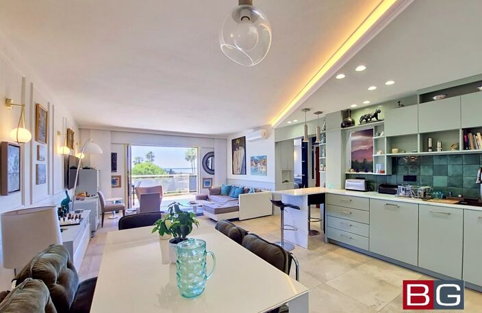 Superbe appartement lumineux avec vue mer à Antibes — photo 2