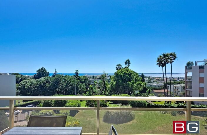 Superbe appartement lumineux avec vue mer à Antibes — photo 4