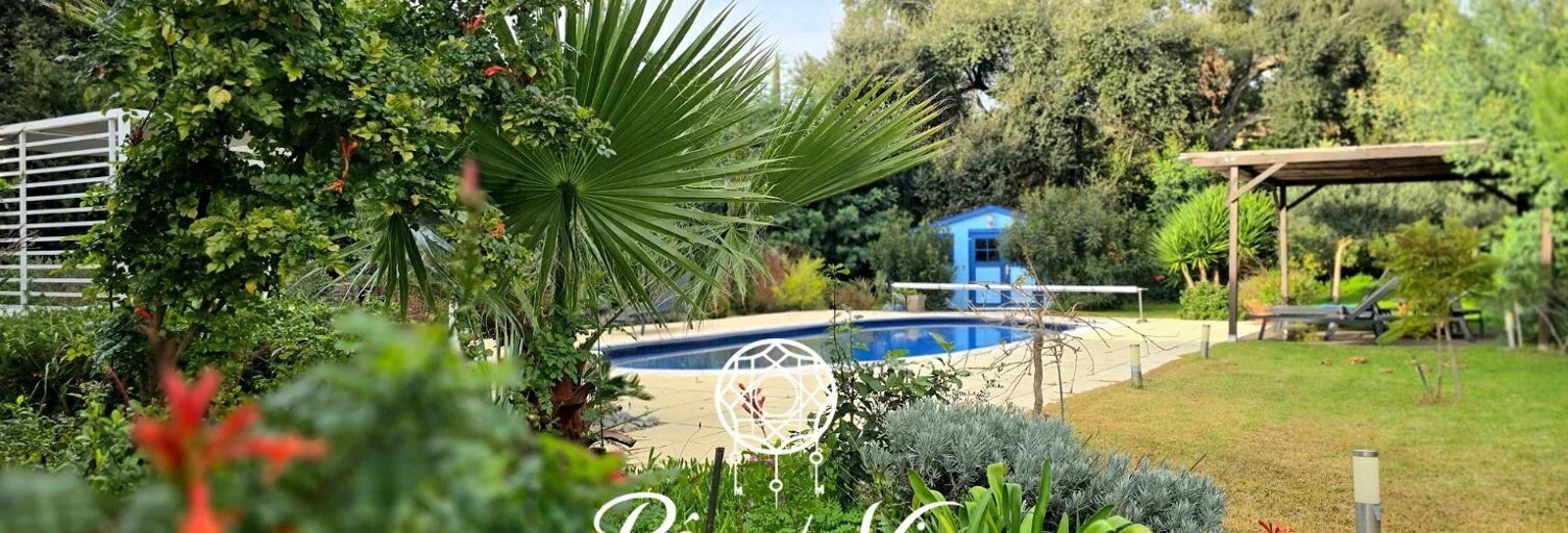 Maison 8 Pièces 124 m² à vendre à Bormes-les-Mimosas (83230)